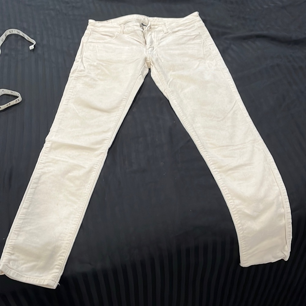 America Eagle super skinny jeggings, off white velvety material, 27” inseam